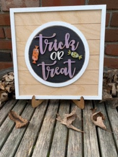 INSERT for square and round shiplap frames: Trick or treat